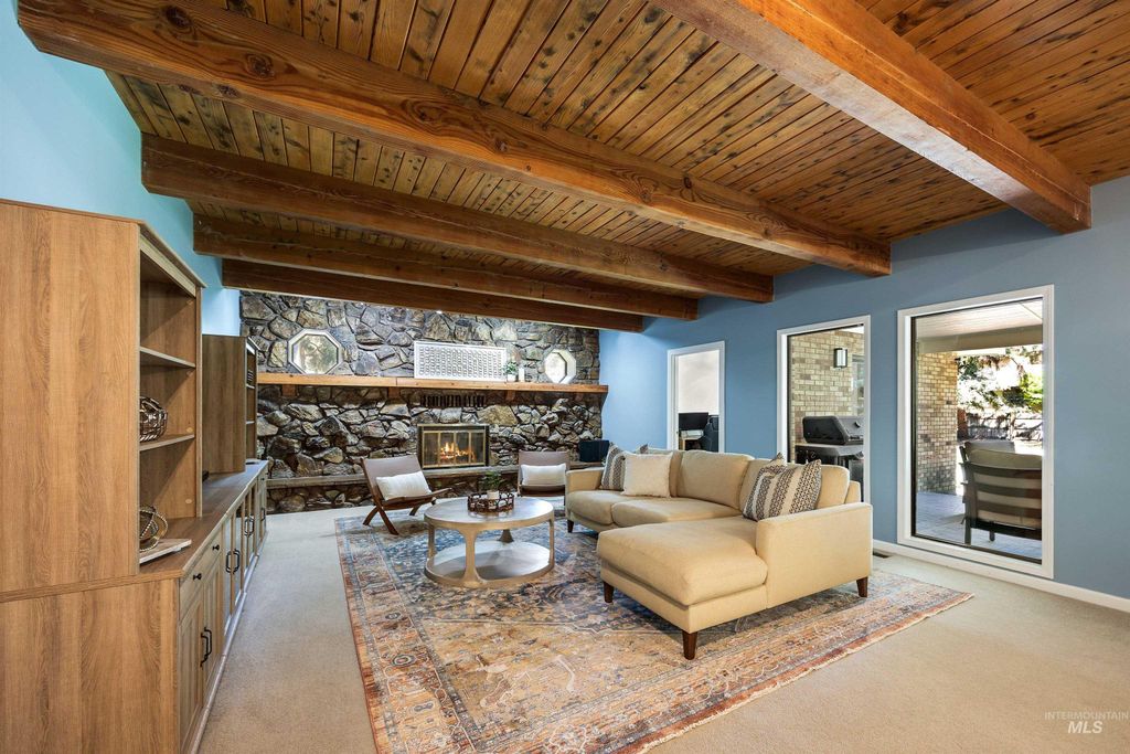 Photo of 12474 W Ginger Creek Drive, Boise, ID 83713 (MLS # 98986211)