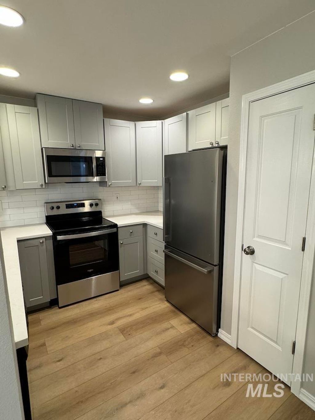 Photo of 165 Sagebrush Ave, Mountain Home, ID 83647 (MLS # 98963877)