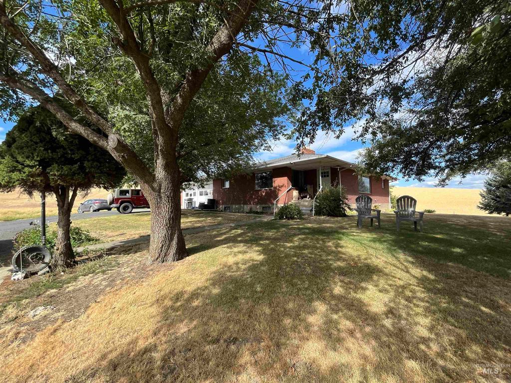 Photo of 1048 Reynolds Rd, Princeton, ID 83857 (MLS # 98958487)