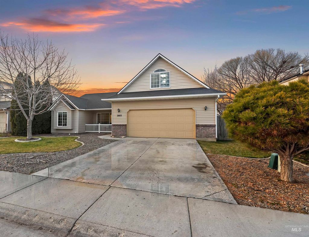 Photo of 2603 Strayhorn Ct, Caldwell, ID 83607 (MLS # 98972198)