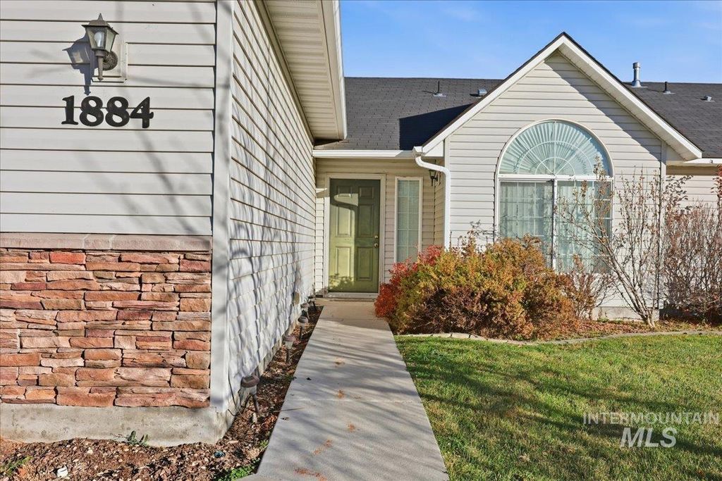 Photo of 1884 N Black Fire Ave, Star, ID 83669 (MLS # 98971357)