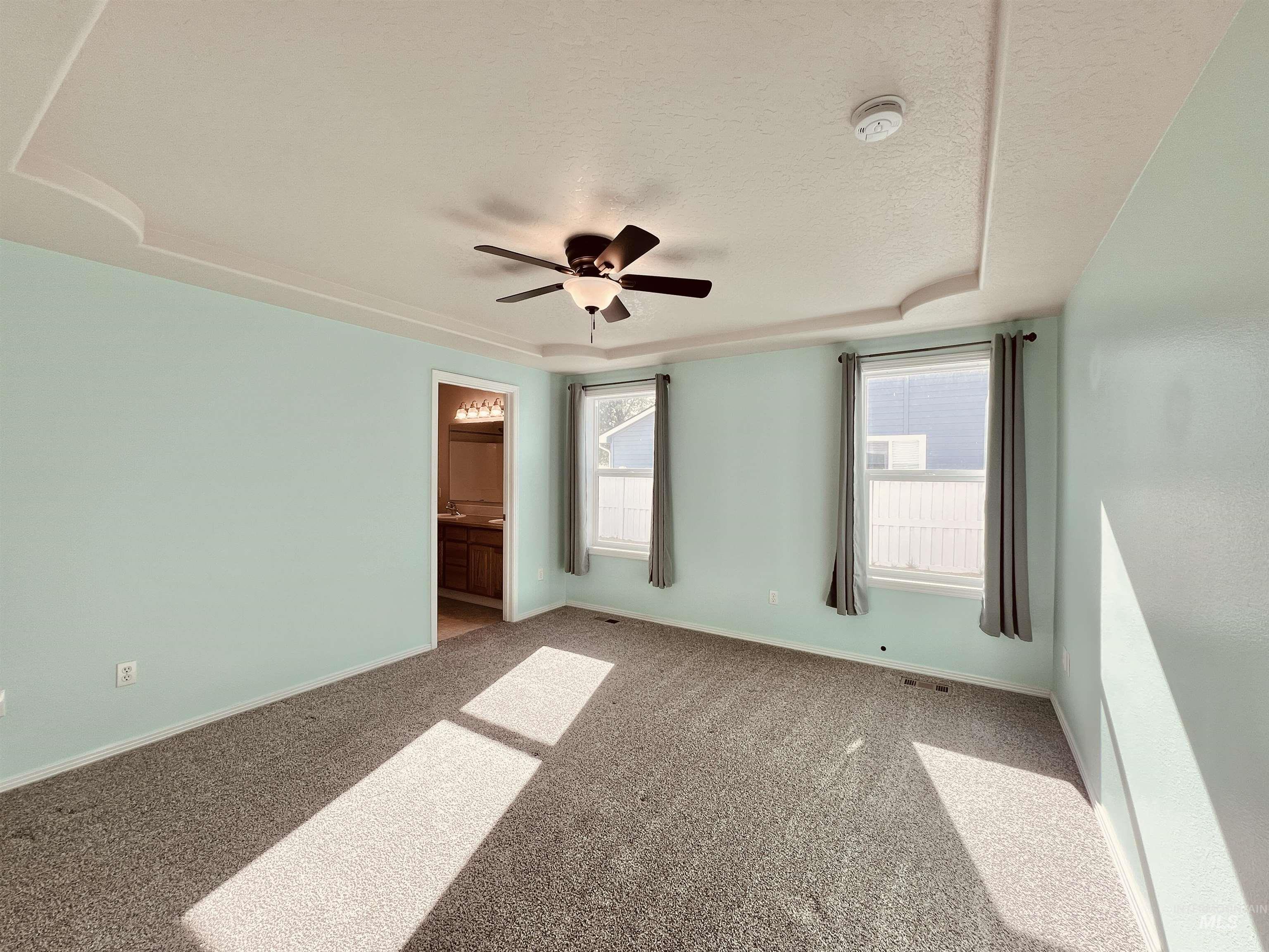 Fruitland, Idaho 83619, United States, 3 Bedrooms Bedrooms, ,2 BathroomsBathrooms,Residential,Pending,109360