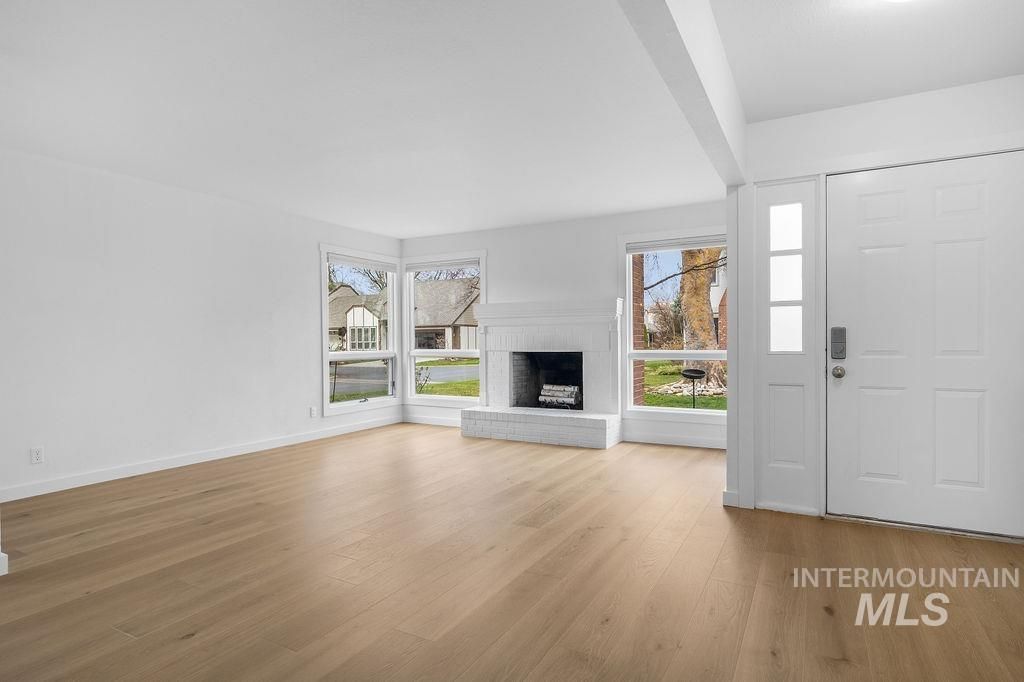 Photo of 1561 E Lenz Ln, Boise, ID 83712 (MLS # 98976316)