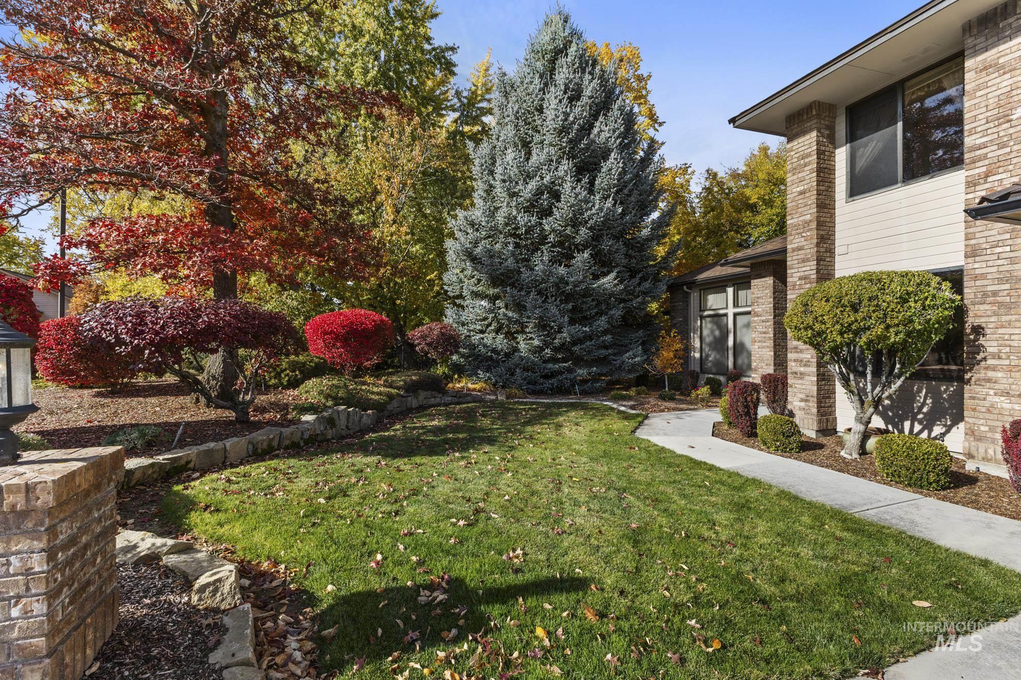 8550 W. Brookview Drive