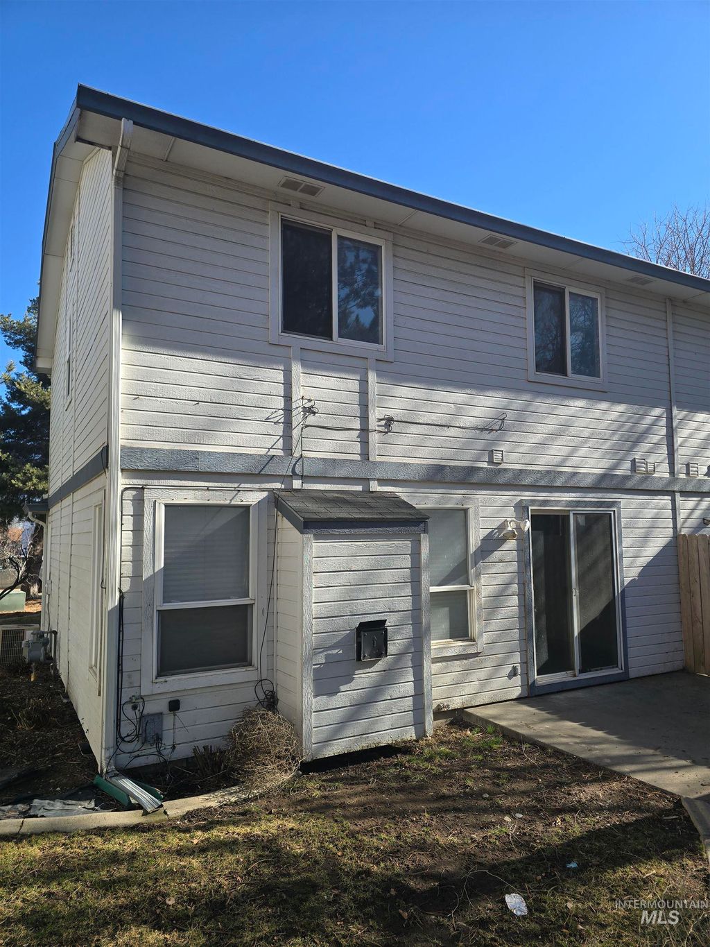 Photo of 865 Tumbleweed Ave, Mountain Home, ID 83647 (MLS # 98974884)