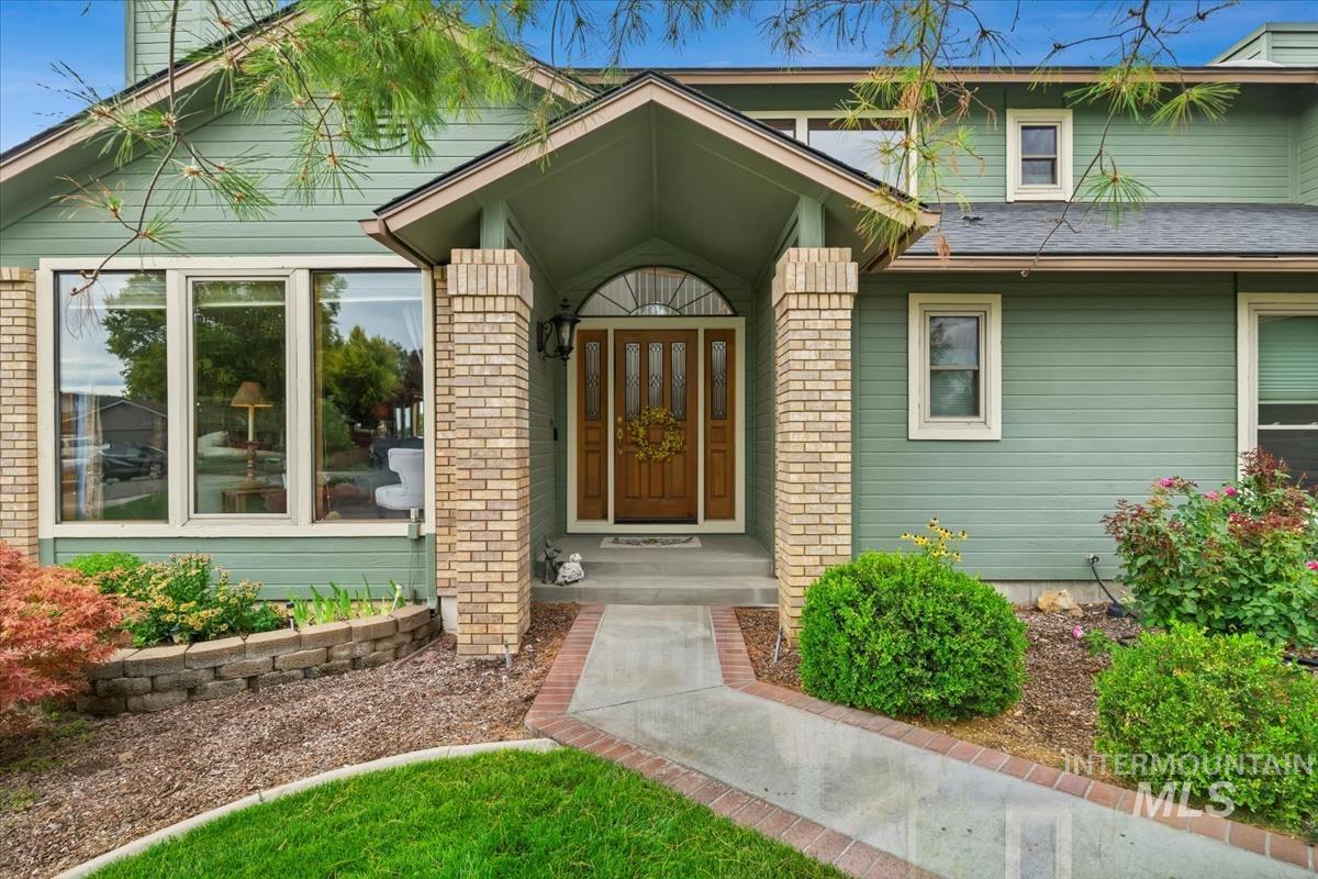 11058 W Edgehill Dr.