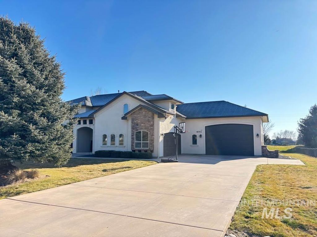 Photo of 8751 W Rioja St, Star, ID 83669 (MLS # 98983664)