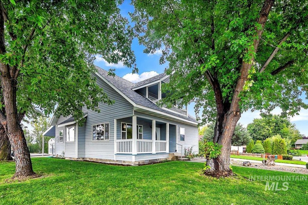 Photo of 101 N Wild Rose Circle, Fruitland, ID 83619 (MLS # 98963844)