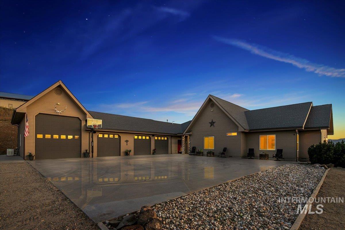 12 Coyote Point