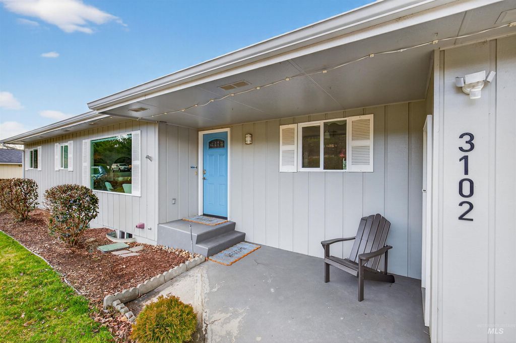 Photo of 3102 Echo Hills Drive, Lewiston, ID 83501 (MLS # 98975273)