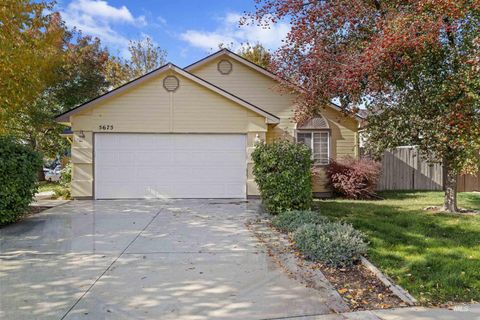 Photo of 5675 N Graham Ave, Boise, ID 83713 (MLS # 98991470)