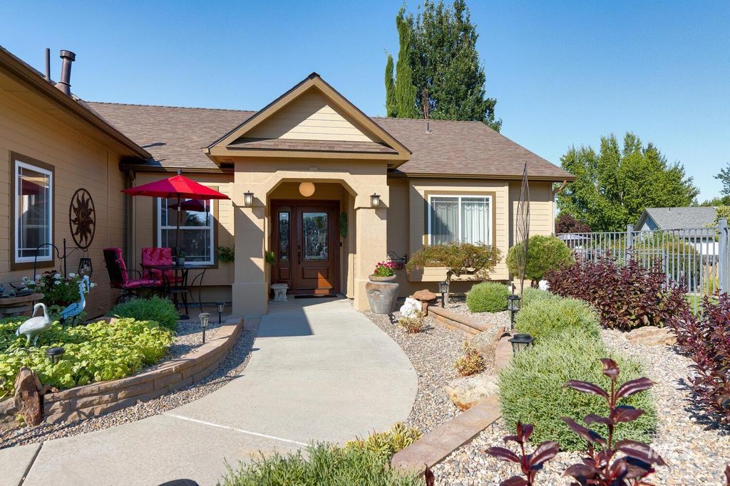 Photo of 10585 W. Vega Ct, Star, ID 83669 (MLS # 98971260)