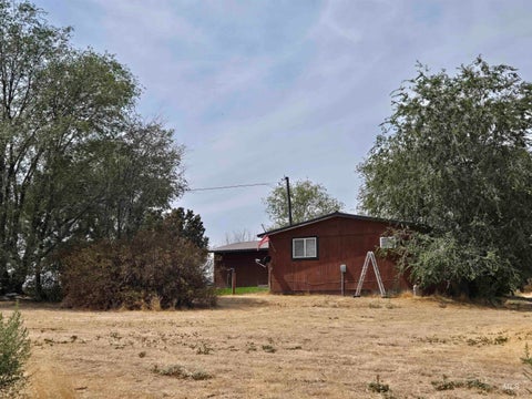 Photo of 3783 Vista Dr, Ontario, OR 97914 (MLS # 98998339)