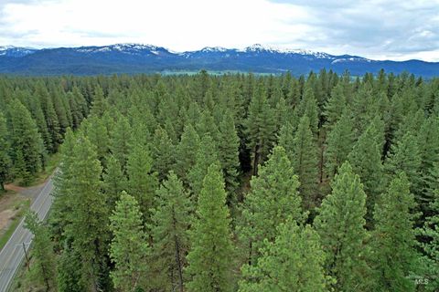 Photo of 2 Elo Road, McCall, ID 83638 (MLS # 98935491)