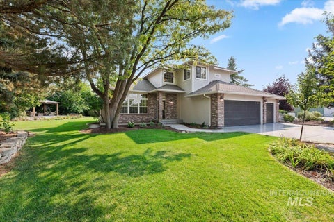 Photo of 3050 W Val Vista Ct, Meridian, ID 83642 (MLS # 98996711)