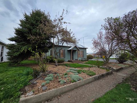 504 Idaho St Kamiah ID 83536