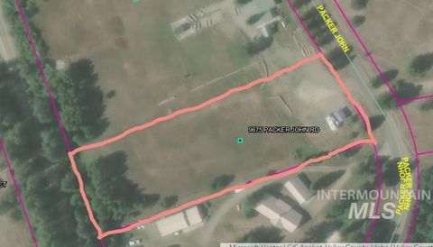 Photo of 9675 Packer John Rd, Cascade, ID 83611 (MLS # 98983054)