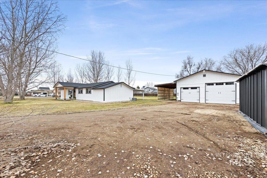 Photo of 1118 N Dawn Dr, Boise, ID 83713 (MLS # 98973415)