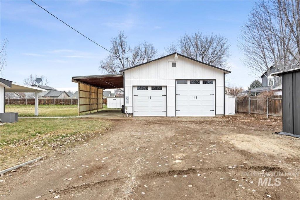 Photo of 1118 N Dawn Dr, Boise, ID 83713 (MLS # 98973415)