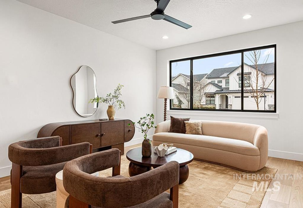 Photo of 3353 W Whimbrel Lane #Middle Unit, Boise, ID 83703 (MLS # 98972495)