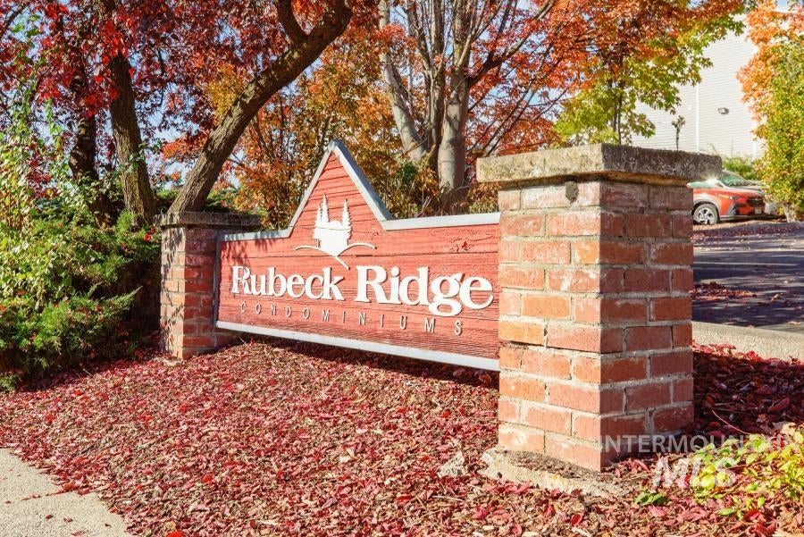 Photo of 131 Baker St #204, Moscow, ID 83843 (MLS # 99003030)