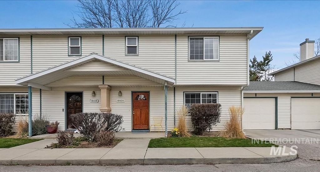 Photo of 10424 W Palm Ln, Boise, ID 83704 (MLS # 98977976)