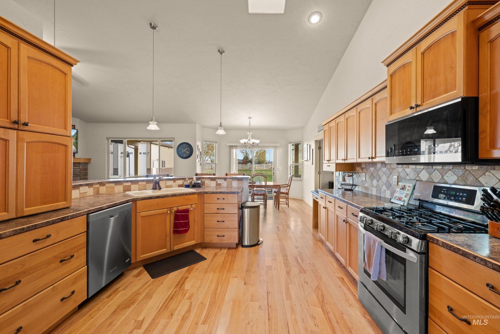 Photo of 4850 N Baylor Ln, Meridian, ID 83646 (MLS # 99005093)