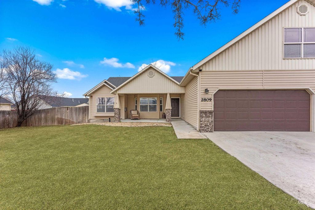 Photo of 2809 Dorman Ave, Caldwell, ID 83605 (MLS # 98975424)