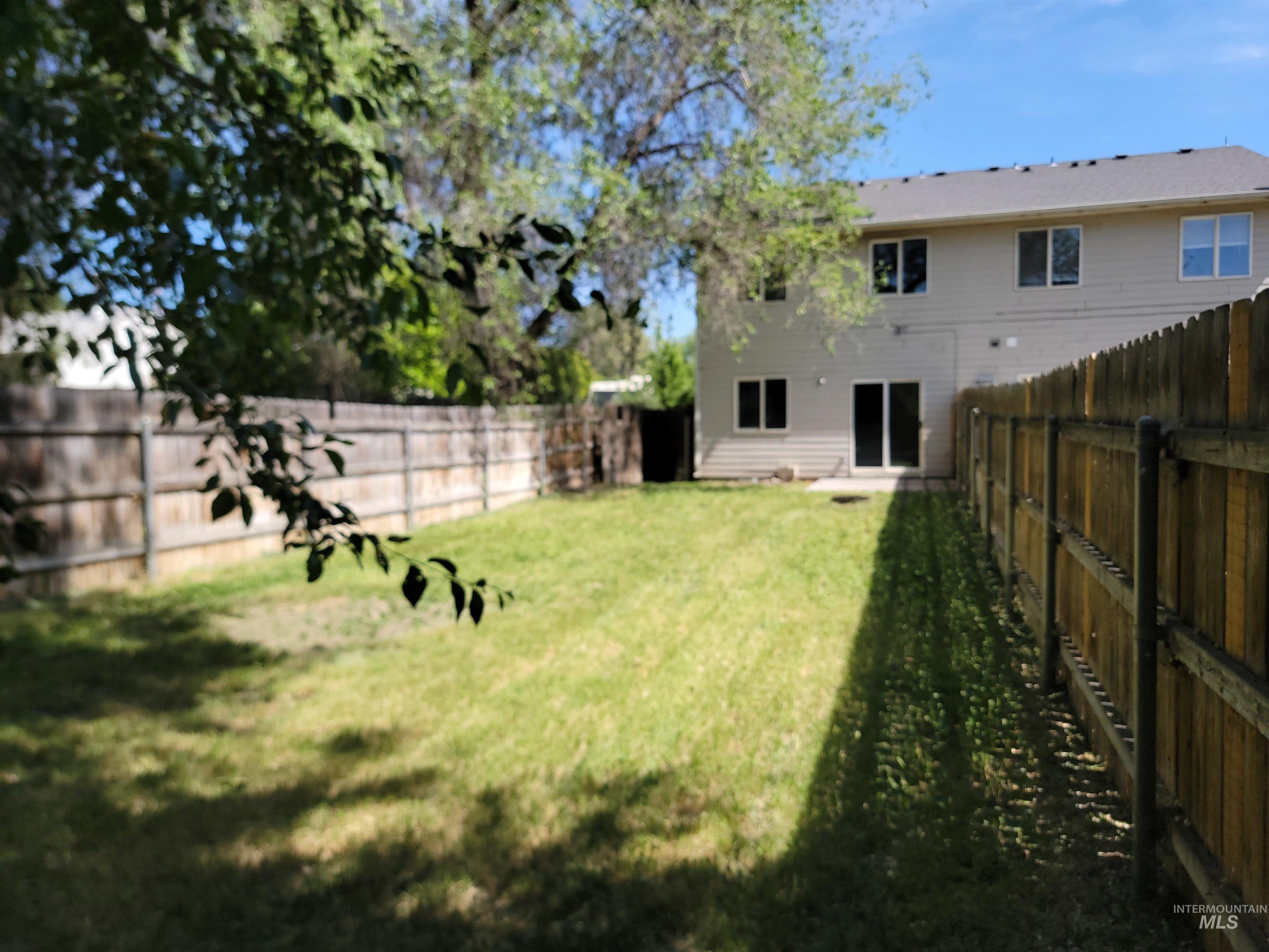217 & 219 20th Ave N