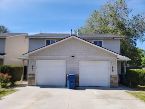 217 & 219 20th Ave N Nampa ID 83687