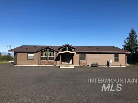 Photo of 19378 Homestead Loop, Lewiston, ID 83501 (MLS # 98973247)