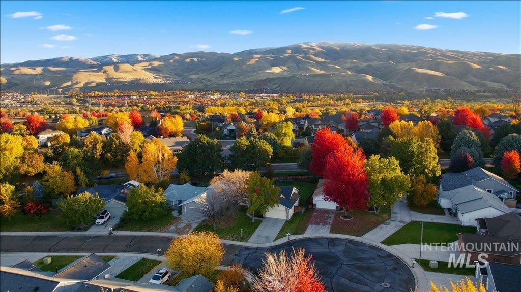 Photo of 5584 S Impatiens Pl, Boise, ID 83716 (MLS # 98965956)