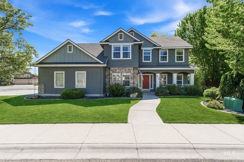 Photo of 474 N Glen Aspen Way, Star, ID 83669 (MLS # 98985027)
