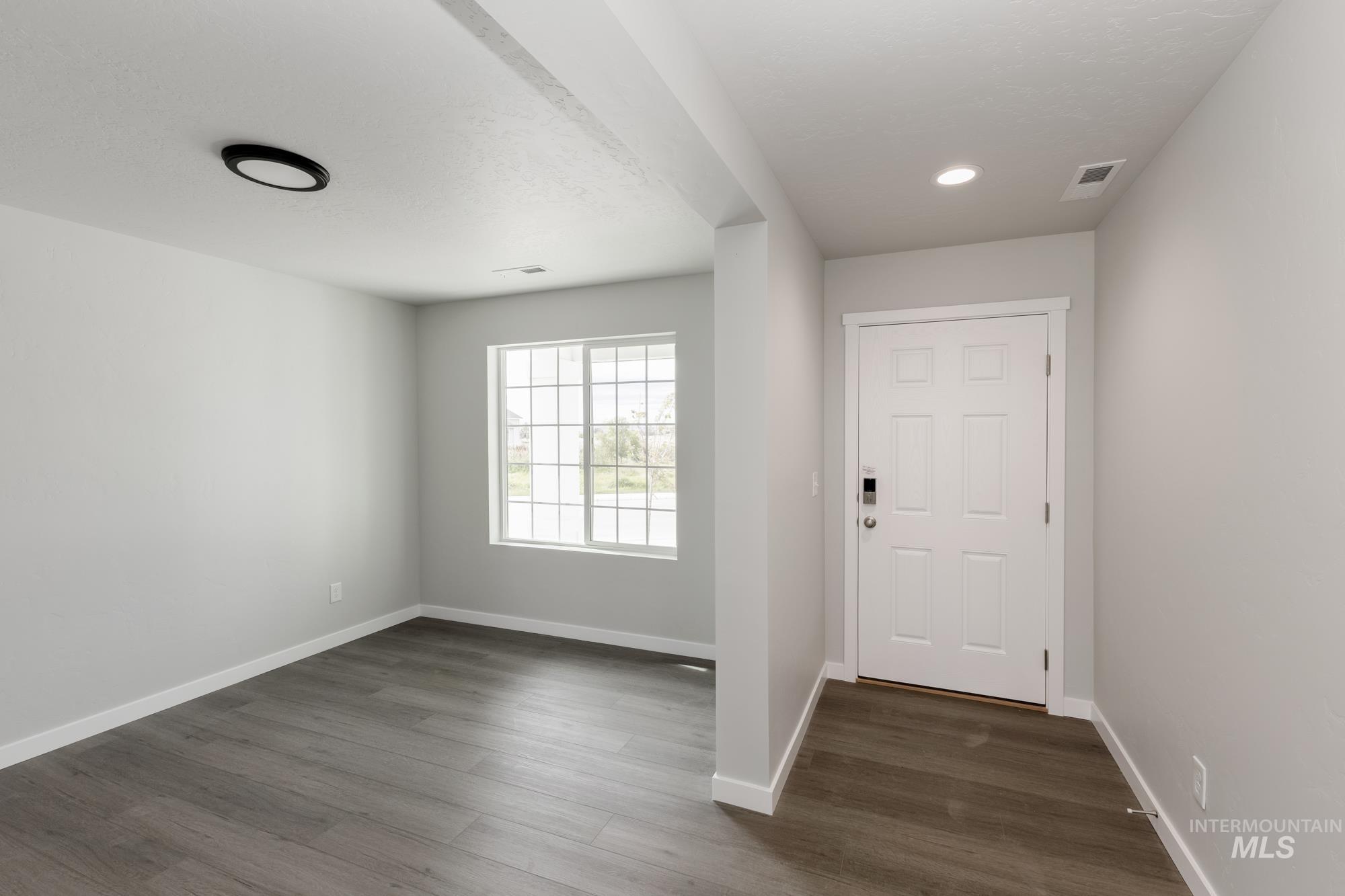 3014 N Arroyo Vista Way