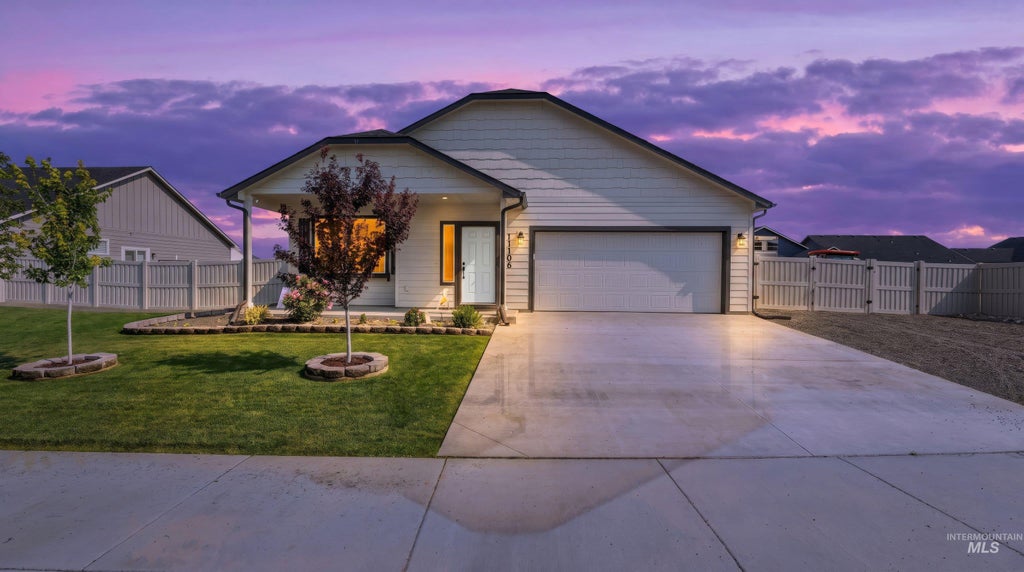 Photo of 11106 Shadow Glen Dr, Caldwell, ID 83605 (MLS # 98995219)