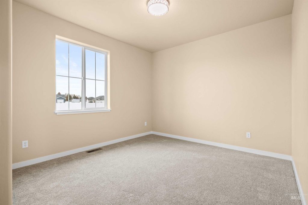 Photo of 603 Manning Circle, Paul, ID 83347 (MLS # 98973554)