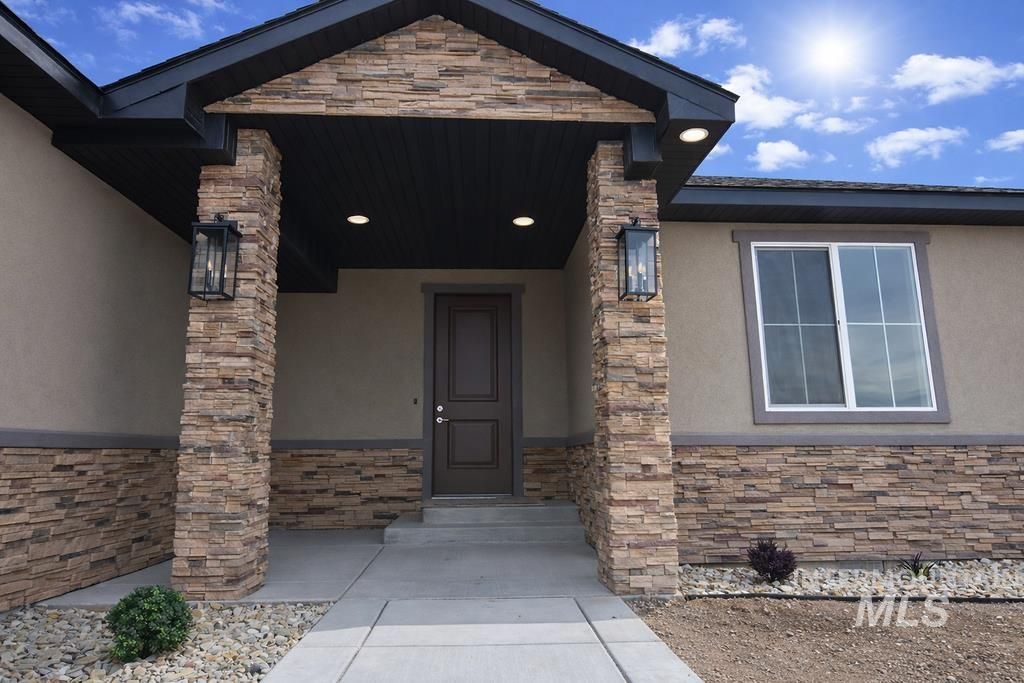 Photo of 603 Manning Circle, Paul, ID 83347 (MLS # 98973554)