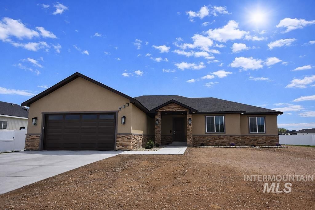 Photo of 603 Manning Circle, Paul, ID 83347 (MLS # 98973554)