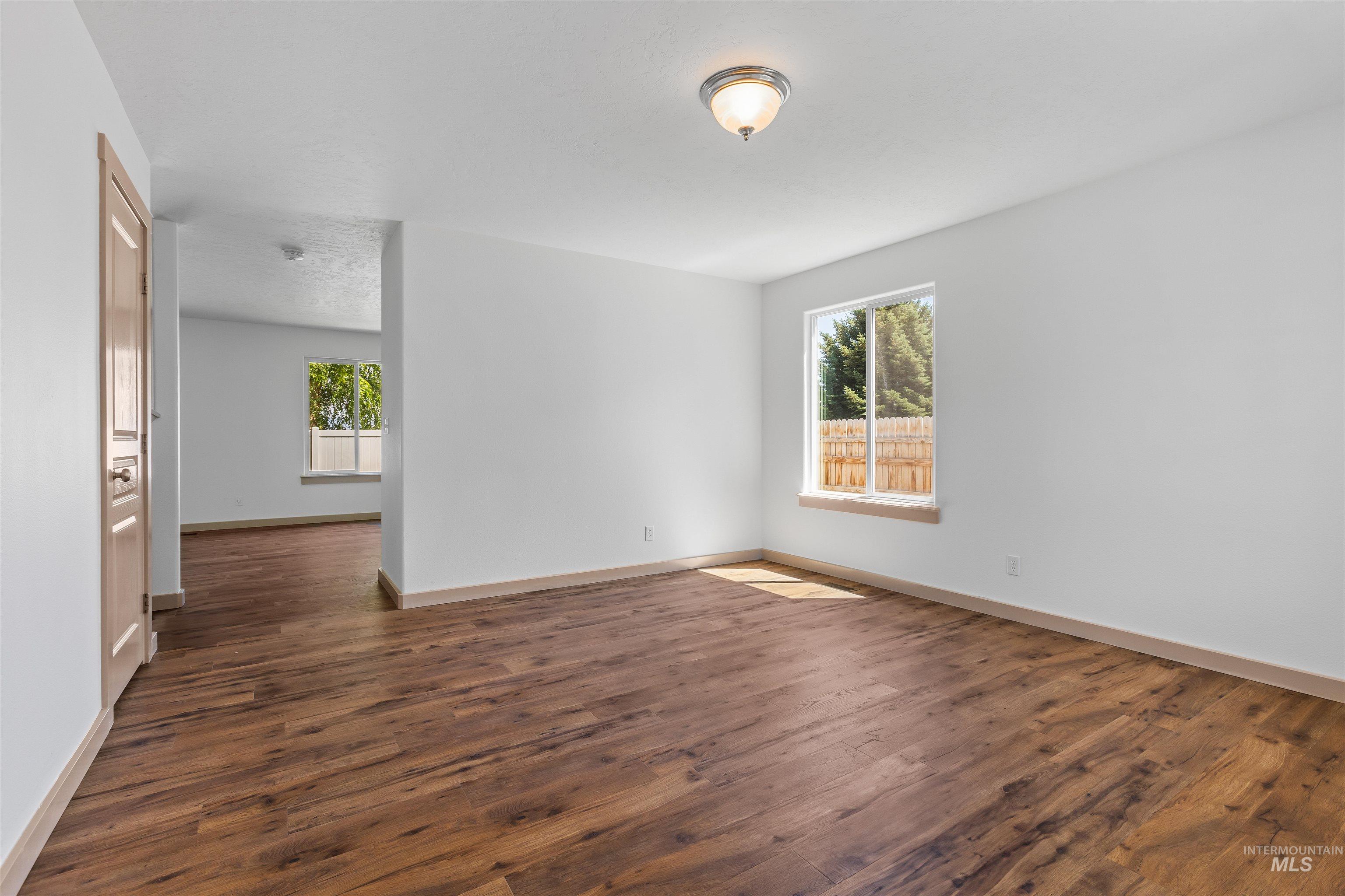 3598 N Maplestone Ave