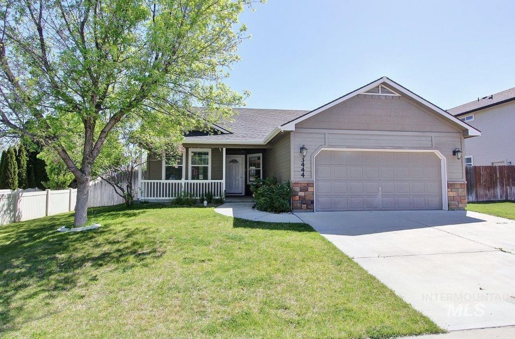 Photo of 3444 S Payette River Ave, Nampa, ID 83686 (MLS # 98985102)