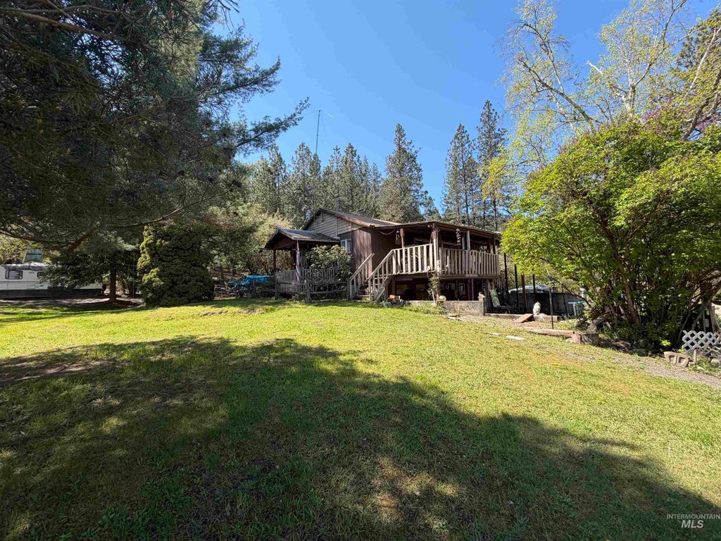 Photo of 1238 O'brien Road, Orofino, ID 83544 (MLS # 98984853)