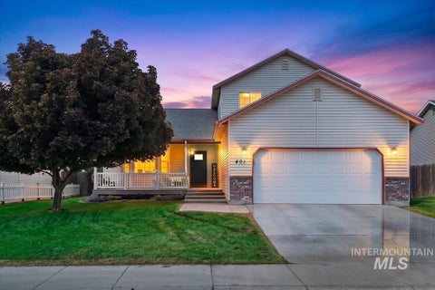 Photo of 401 S Saddlerock Ave, Kuna, ID 83634 (MLS # 99001430)