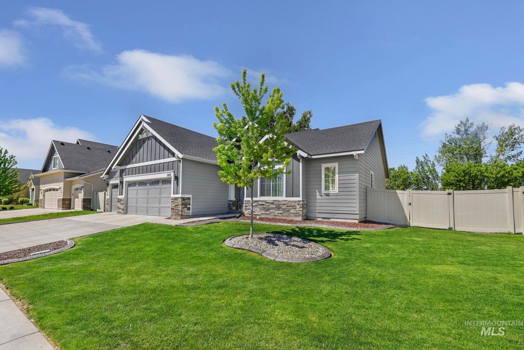 Photo of 1985 Moose Street, Twin Falls, ID 83301 (MLS # 98985890)