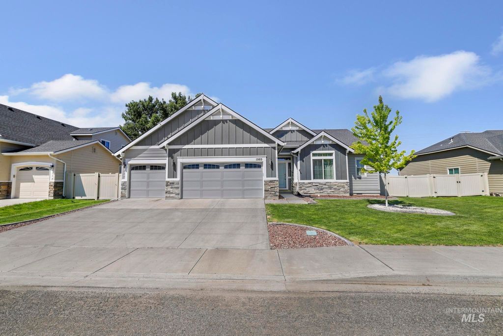 Photo of 1985 Moose Street, Twin Falls, ID 83301 (MLS # 98985890)