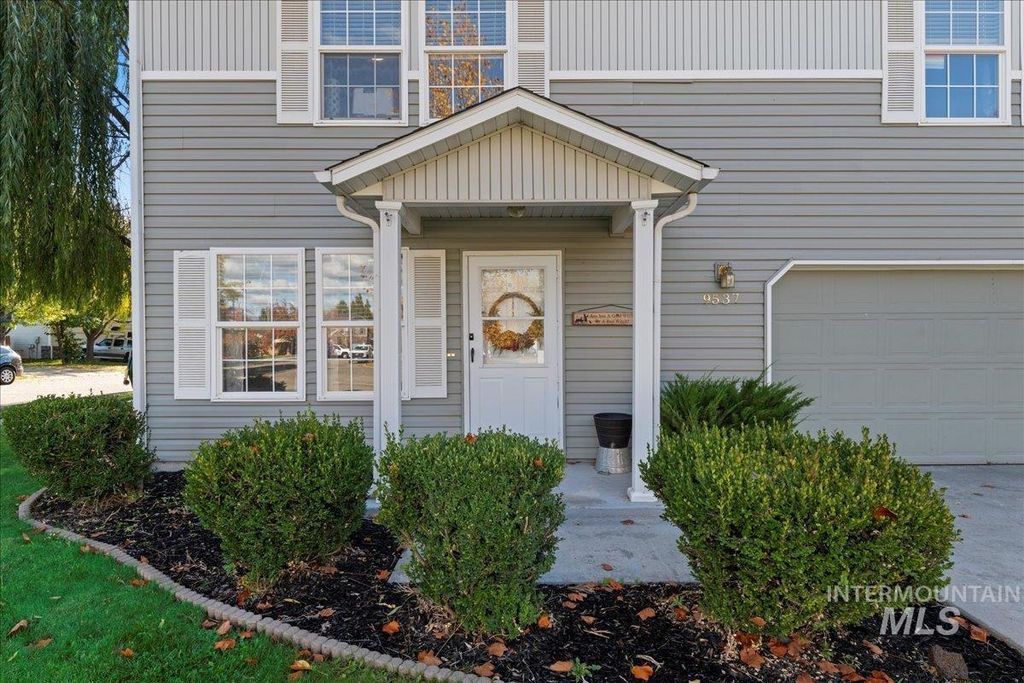 Photo of 9537 W Homewood Drive, Boise, ID 83709 (MLS # 98970972)