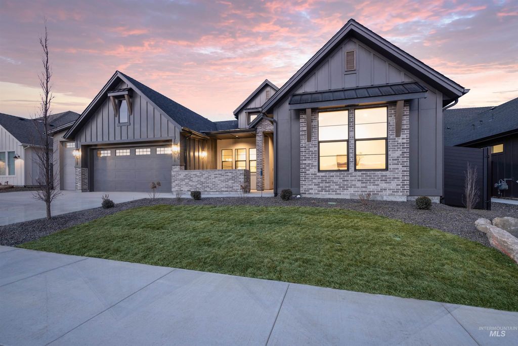 Photo of 10888 W Lahinch Ln, Kuna, ID 83634 (MLS # 98985513)