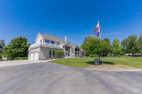 Photo of 8864 Rim Rd, Nampa, ID 83686 (MLS # 98987067)