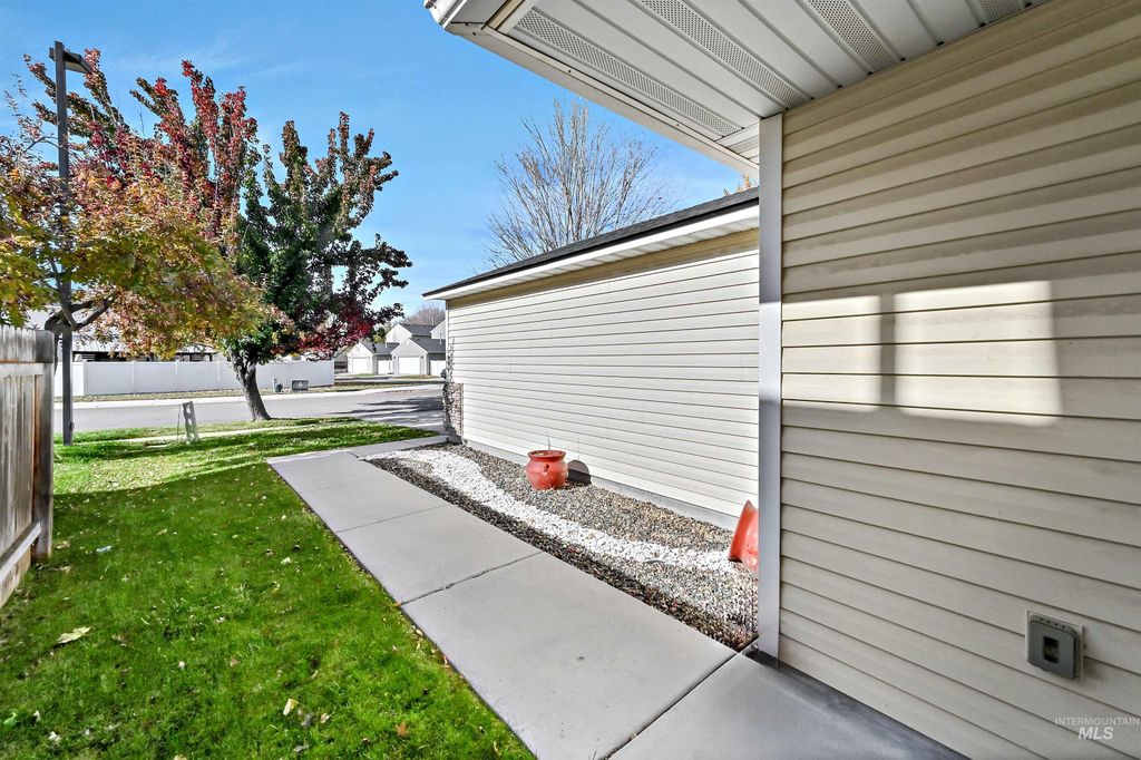 Photo of 6986 S Dewberry Ave, Boise, ID 83709 (MLS # 98966362)