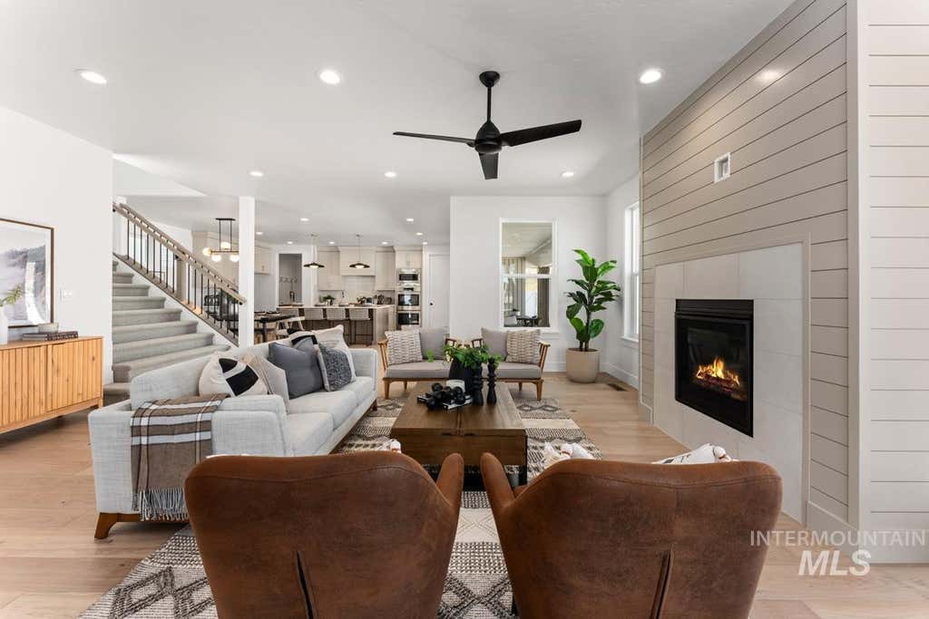 Photo of 13320 N Spring Creek Way, Boise, ID 83714 (MLS # 98996139)