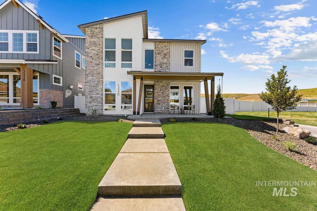 Photo of 13320 N Spring Creek Way, Boise, ID 83714 (MLS # 98996139)